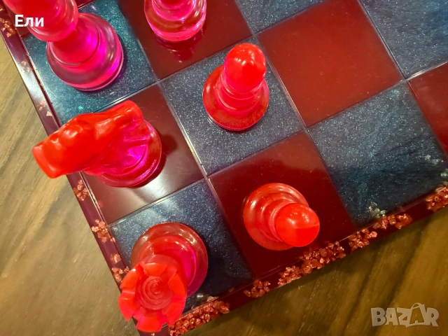 Ръчно изработен шах комплект - огън и лед, снимка 5 - Шах и табла - 53541288