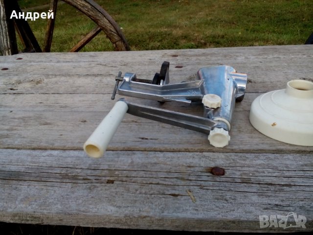 Стара мелячка за домати,мелница #2, снимка 4 - Антикварни и старинни предмети - 27293065