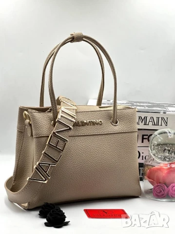 чанти valentino garavani 