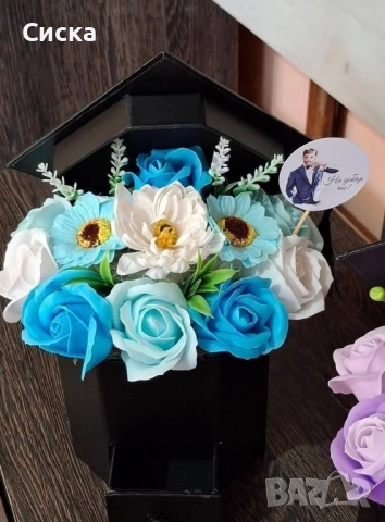 Тематични букети със 11 броя сапунени цветя от пластечен сапун за абитуриенти💃🏼 или абсолвенти, снимка 9 - Подаръци за жени - 49792923