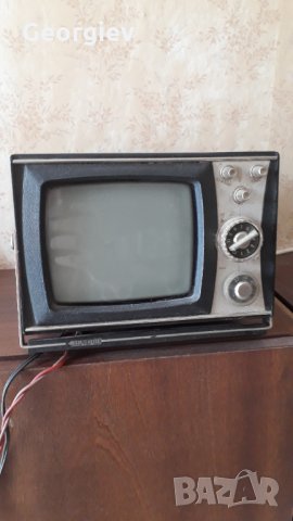 Стари телевизори, снимка 1 - Телевизори - 28730388