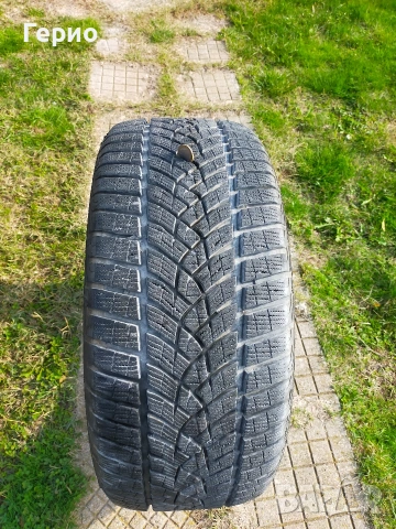 Гума Goodyear Ultragrip Performance 245/45/99V Дот 2024 г. , снимка 4 - Гуми и джанти - 53466136