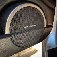 Bang & Olufsen релефни алуминиеви емблемки за аудио системата на вашият автомобил, снимка 1 - Аксесоари и консумативи - 40541591