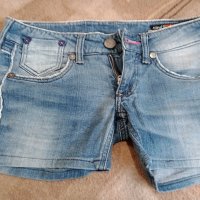 Къси дънкови панталонки , снимка 10 - Къси панталони и бермуди - 40608635