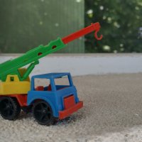 Детска играчка камионче, снимка 5 - Коли, камиони, мотори, писти - 36831798