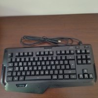 Продавам геймърска клавиатура Logitech G410, снимка 1 - Клавиатури и мишки - 40706394