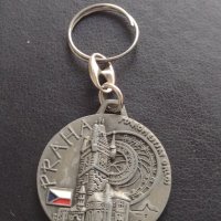 Ключодържател сувенир от Прага Чехия много красив стилен дизайн 42370, снимка 1 - Други - 43657370