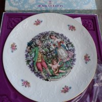 Колекционерска чиния Royal Doulton Valentines Day 1982, снимка 2 - Антикварни и старинни предмети - 35211256