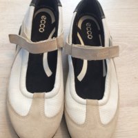 Бели обувки ecco - естественна кожа., снимка 2 - Дамски ежедневни обувки - 37373467