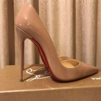 Дамски обувки Christian Louboutin, снимка 1 - Дамски елегантни обувки - 44882503