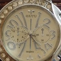 Модерен дамски часовник BAITU QUARTZ много красив стилен дизайн с кристали 42546, снимка 4 - Дамски - 43757639
