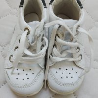 Буйки Нови, снимка 2 - Детски обувки - 23620361