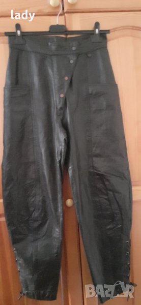 Дамски рокерски панталон от естествена кожа с подплата. Страхотна кройка., снимка 1