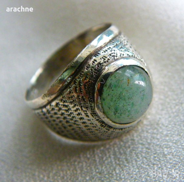 Стар сребърен пръстен с нефрит, снимка 1
