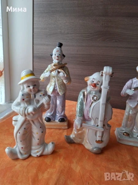 Порцеланови клоуни, снимка 1