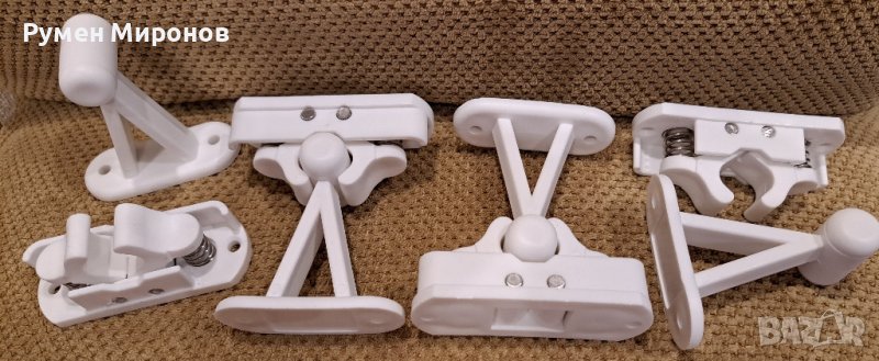 Продавам стопер за врата на кемпер, каравана или лодка. , снимка 1