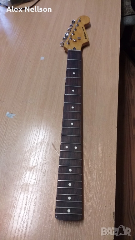 Продавам гриф от - square vintage vibe 2012, снимка 1