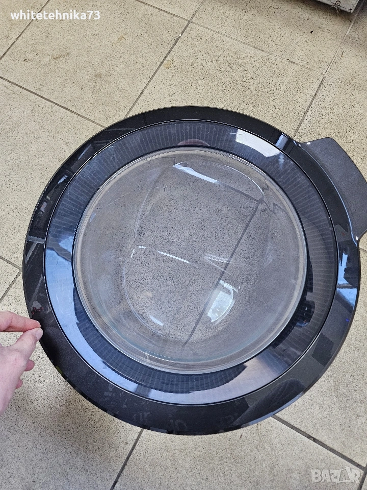 люк от пералня AEG с лек дефект , снимка 1