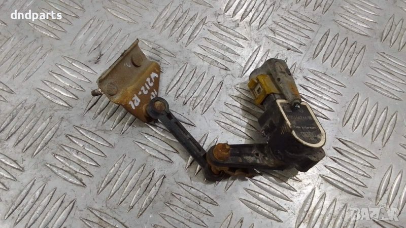 Кантар Mercedes E-Class W212 2010г.(заден ляв)	, снимка 1