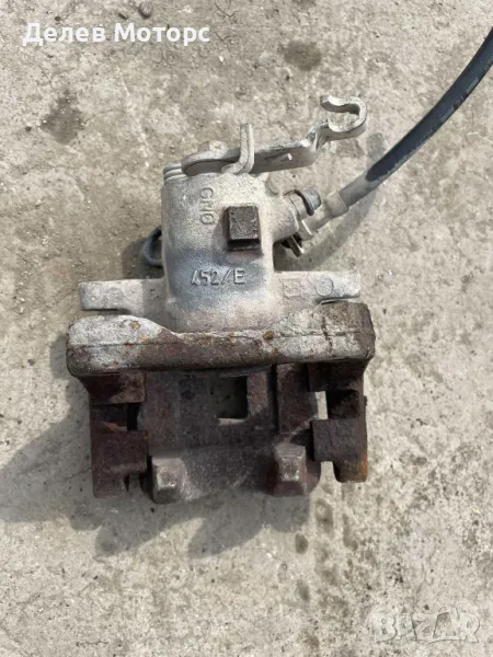 Спирачен апарат trw 452/e заден десен със супорт от Шкода Октавия хечбек 1.9 ТДИ, 105 кс., 5 ск., снимка 1