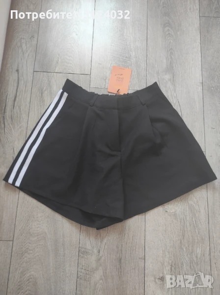 Продавам къси панталонки , снимка 1