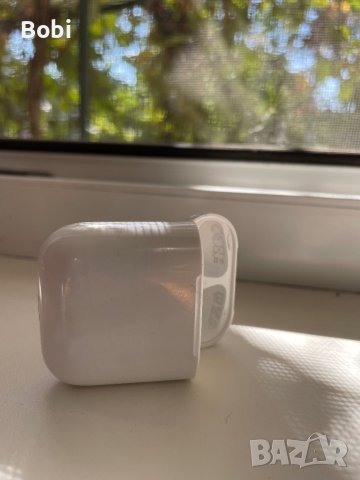 кутийка от Apple Airpods 1 gen, снимка 2 - Слушалки и портативни колонки - 43107097