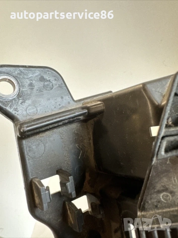 Кутия за Предпазители на Батерията за Peugeot Relay, 3008 1.2T 65000 км (2022) 9814736280, снимка 2 - Части - 53568824