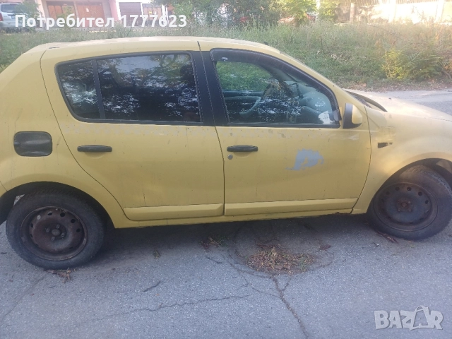 дачия сандеро 1.4, снимка 4 - Автомобили и джипове - 52070089