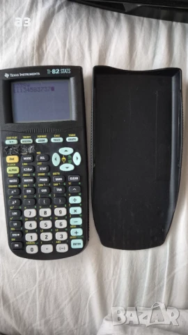 Калкулатор Texas Instruments GRAFIC TI-82 STATS, снимка 5 - Друга електроника - 50837177