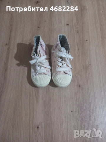 Маркови дрешки за момиченце 2-3г. / 92-98см. + Кецове на NEXT, снимка 9 - Детски комплекти - 52792063