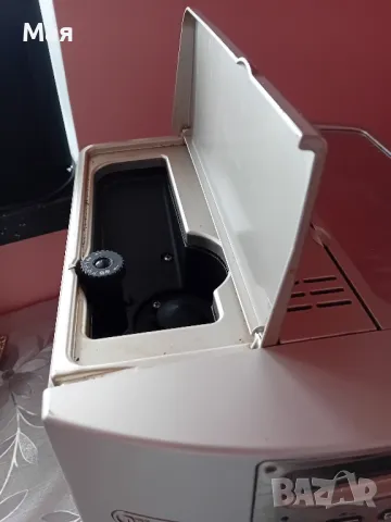 Кафе автомат"Delonghi" Magnifika, снимка 4 - Кафемашини - 49241789