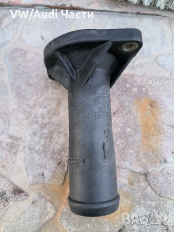 Фланец термостат антифриз за Голф 4 Ауди А3 Сеат Шкода Бора VW Golf 4 Audi A3 Seat Skoda 038121121