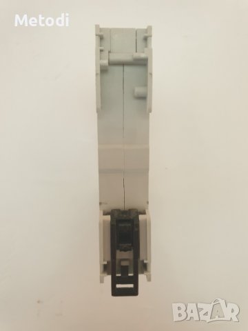 Реле импулсно Е 251  230V 16A, снимка 4 - Ключове, контакти, щепсели - 43707175