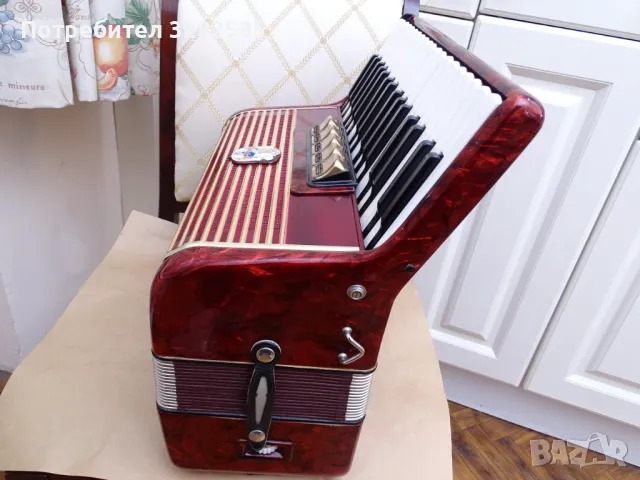 Акордеон Велтмайстер Гигантили 80 баса, снимка 9 - Акордеони - 48137211