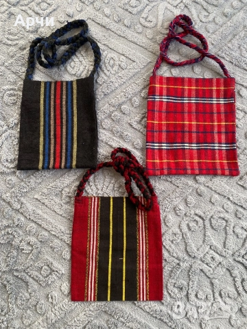 Малки коледни торбички от ръчно тъкан вълнен и памучен плат, снимка 5 - Други - 52708352
