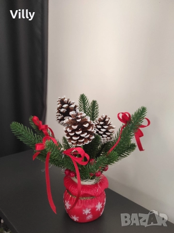 Коледна декорация - кашпа с мече и шишарки, снимка 4 - Декорация за дома - 52671009