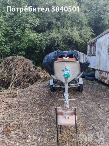 Лодка с двигател , снимка 11 - Воден транспорт - 52328451