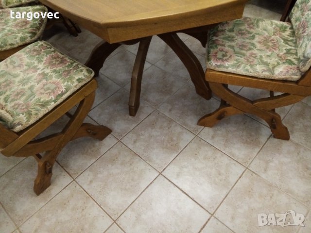  Масивна дъбова маса с шест стола, снимка 3 - Маси - 35082506