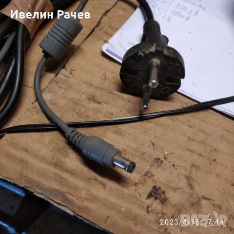 адаптер за лаптоп-19 волта, снимка 5 - Кабели и адаптери - 40377154