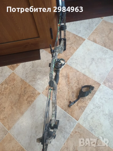 Продавам лък HOYT POWER MAX, снимка 2 - Лъкове и арбалети - 53082623