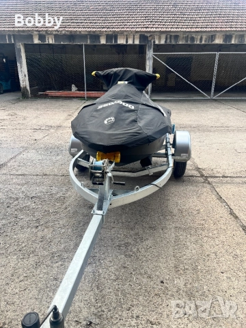 Джет Seadoo Spark Trixx 2up, снимка 4 - Воден транспорт - 52400625