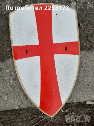 Детски пластмасов щит рицар.Брадви,играчки.