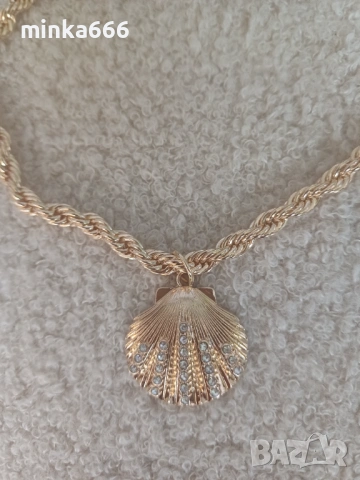 Позлатено синджирче с медальон., снимка 3 - Колиета, медальони, синджири - 53243199