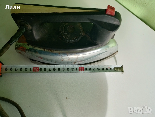 Антикварна ютия от соца. Ютия от СССР, снимка 5 - Ютии - 52947536