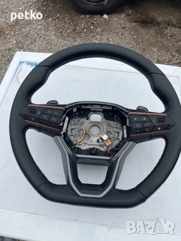 Продавам волан за seat Leon cupra formentador.