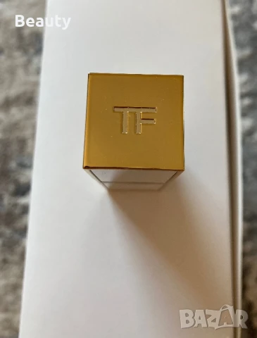 Tom Ford червило, снимка 6 - Декоративна козметика - 51083884