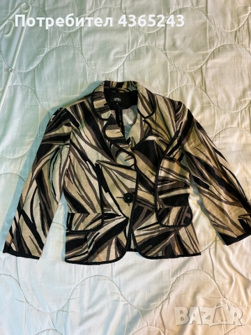 Официално елегантно дамско черно/бежаво сако с лен Marks and Spencer, размер S -M, снимка 2 - Сака - 52617787