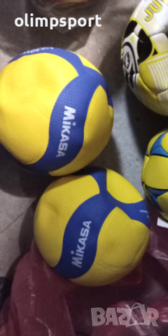 топки волейболни и футболни нови , снимка 1