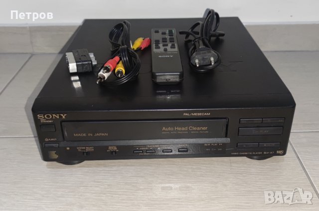 VHS видео SONY , снимка 1 - Плейъри, домашно кино, прожектори - 43501364