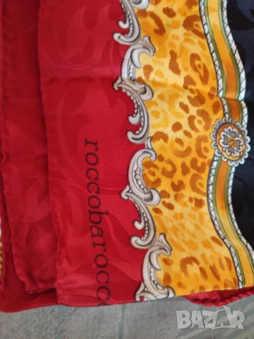 Нов италиански естествена коприна шал roccobarocco made in Italy ново състояние, снимка 4 - Шалове - 40005111